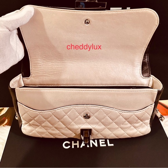 💃🏻♥️🥰Authentic Classic CHANEL Double Flap Rare Bicolor Medium Lambskin Bag - Picture 5 of 16